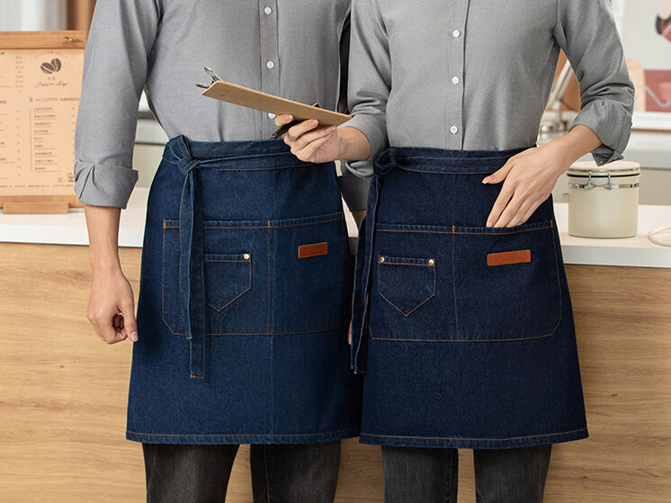 N209 short washed denim waist apron with large front utility pockets